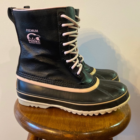 Sorel Shoes - Sorel 1964 Premium Winter Boots Black Pink Size 11